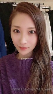 胡夫金字塔大神台北约炮刚刚放假的大三女生一字掰开她的大腿玩弄，完美露脸